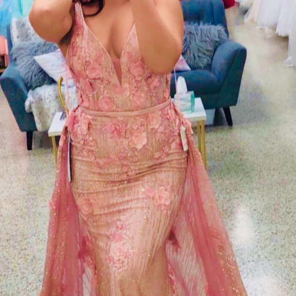 O.B.O Elegant/Formal Mermaid Dress - Picture 1 of 3
